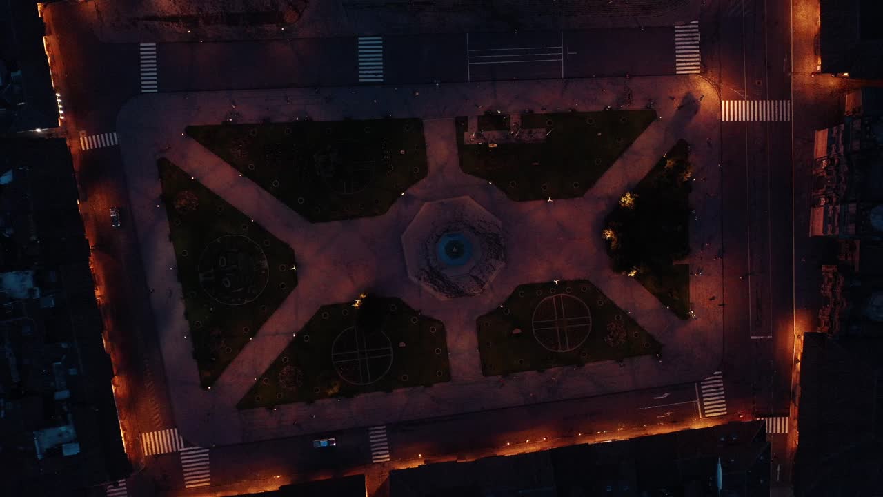 plaza cusco vista aérea de la noche 2 uhd