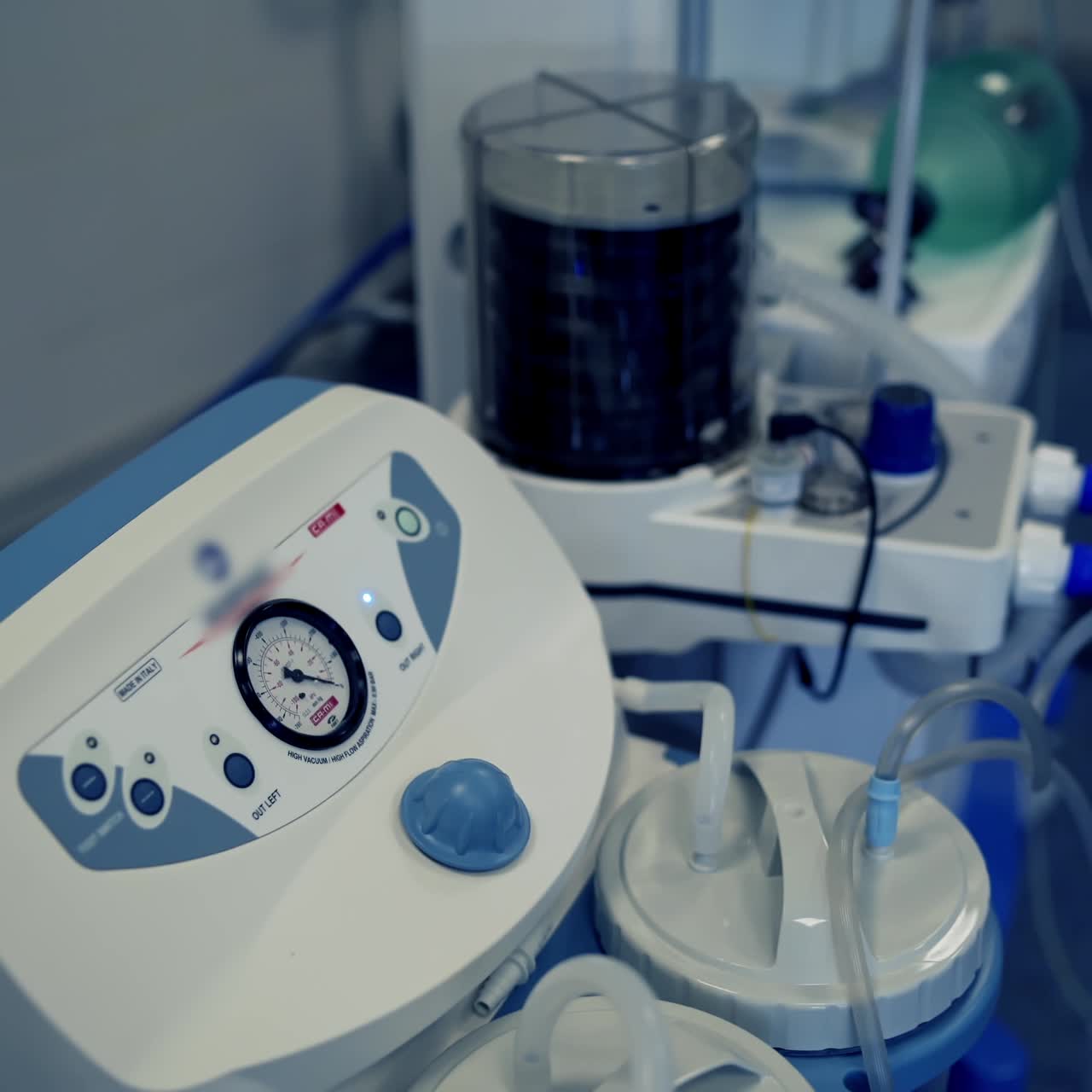 Ventilation of patient with pneumonia