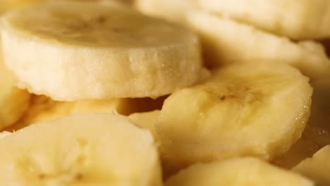 Rotating-shot-of-banana-slices