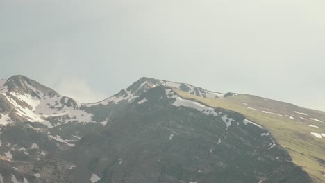 Pfanne-Des-Rocky-Mountain-Nationalpark-Berges-|-Ida-Montieren