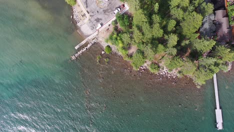 Lake-Tahoe-shore-with-pier-