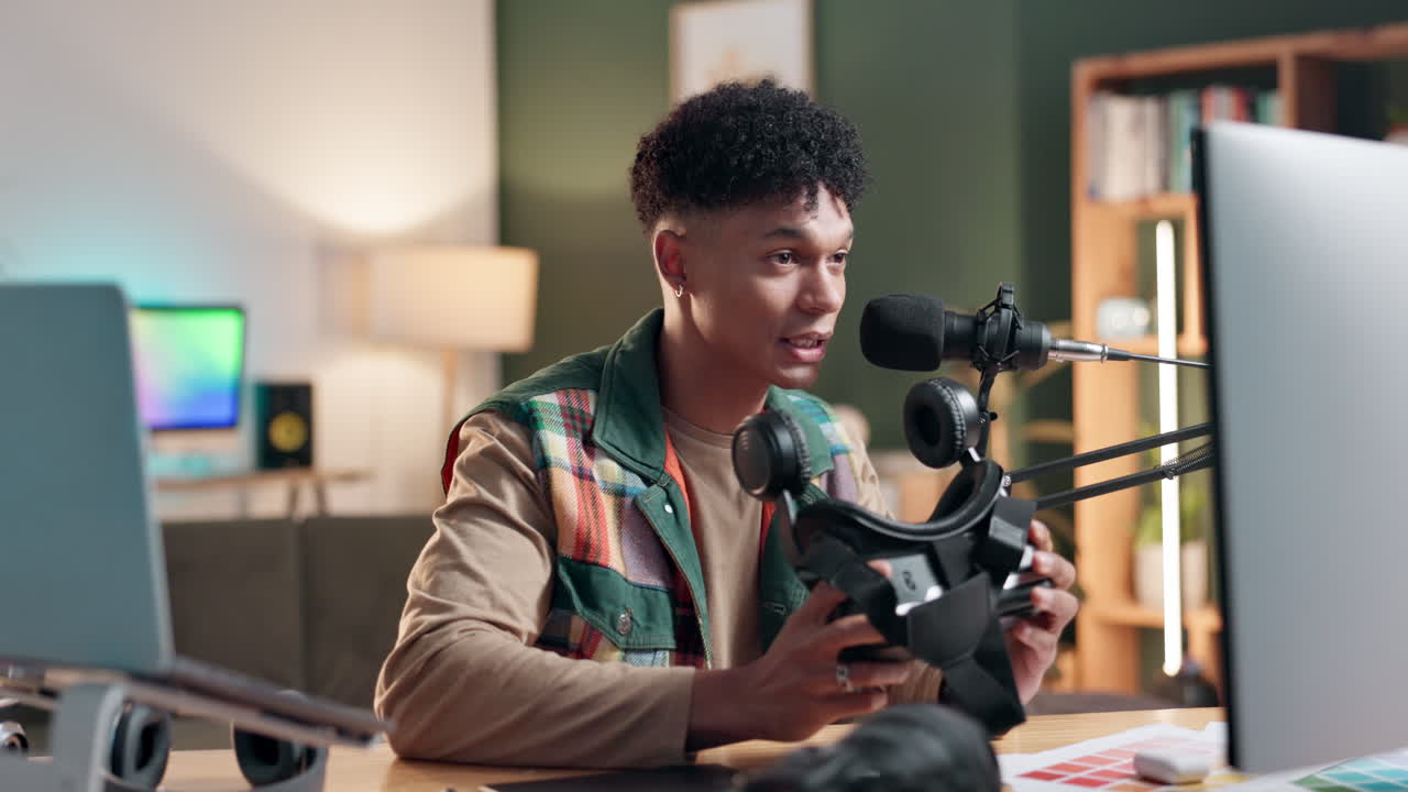 Man recording podcast with VR headset in studio