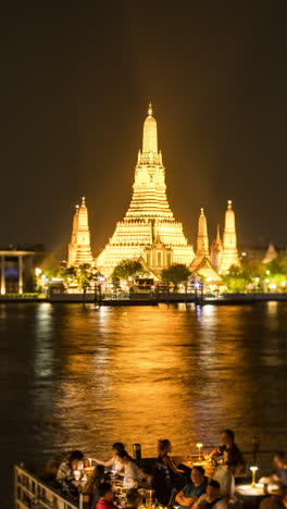 wat arun at night with dinner cruise