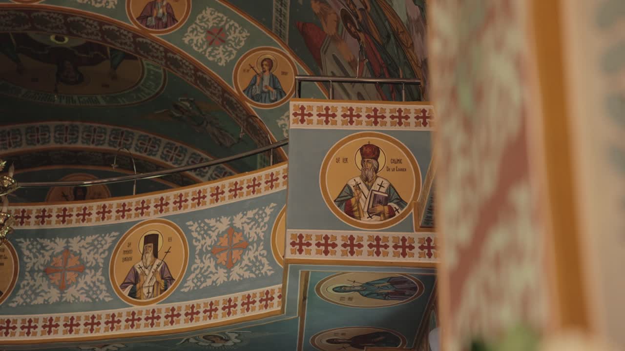 정교회 의 내부 에 있는 벽화