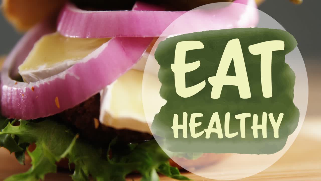 부 카운터에 채소와 치즈를 가진 버거를 통해 건강한 텍스트를 먹는 애니메이션