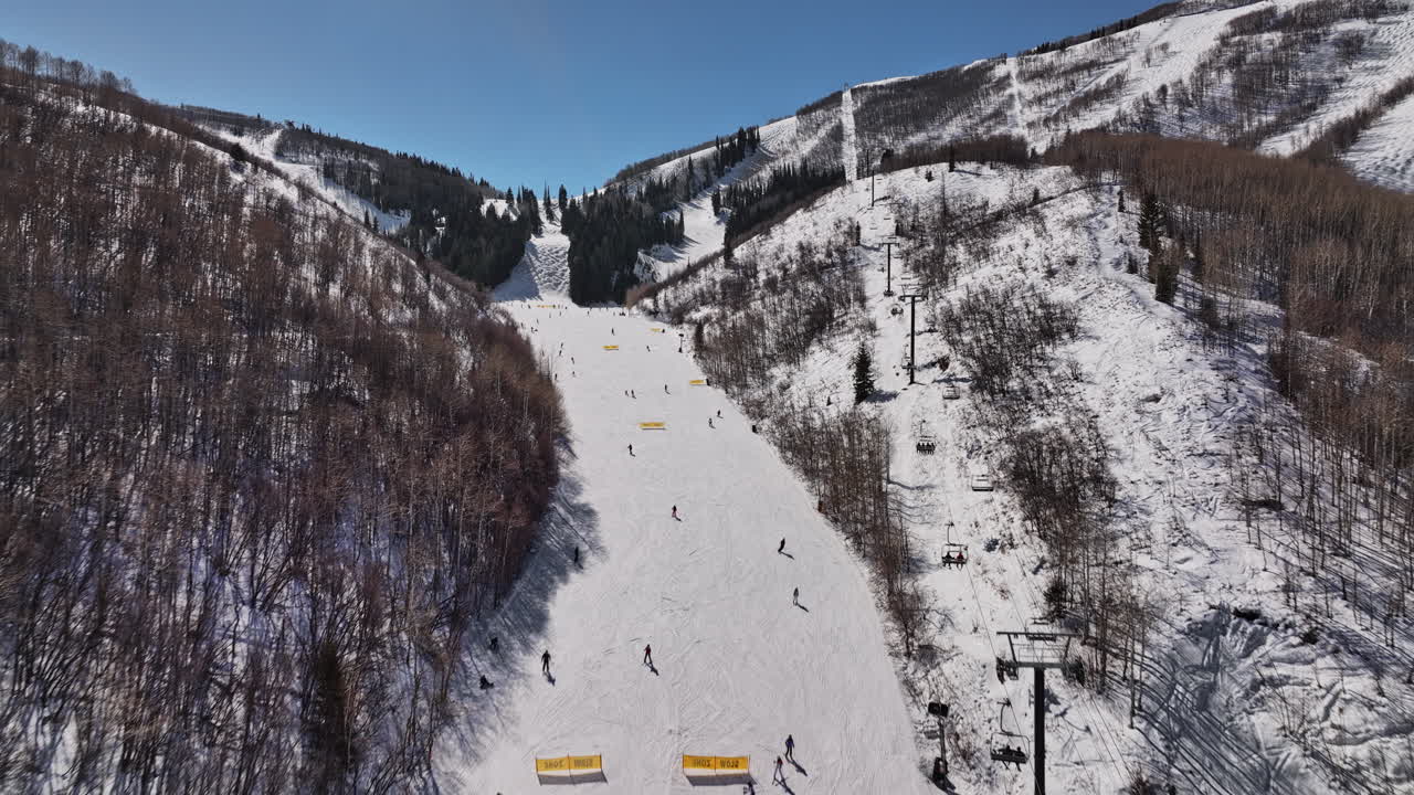 파크 시티 유타 에어리얼 v 낮은 레벨 플라이오버