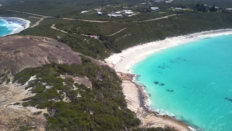 Waves-retracing-from-quiet-Australian-coastline