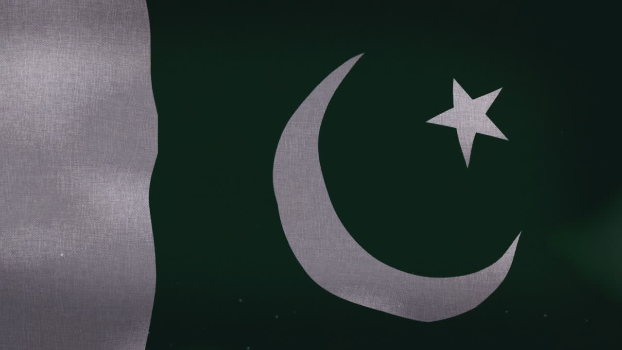 la bandera nacional de pakistán ondeando