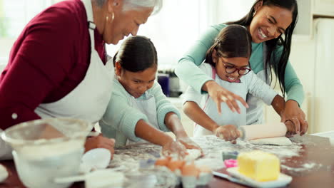 Cocinando,-Feliz-Y-Apoyando-Con-Una-Gran-Familia.