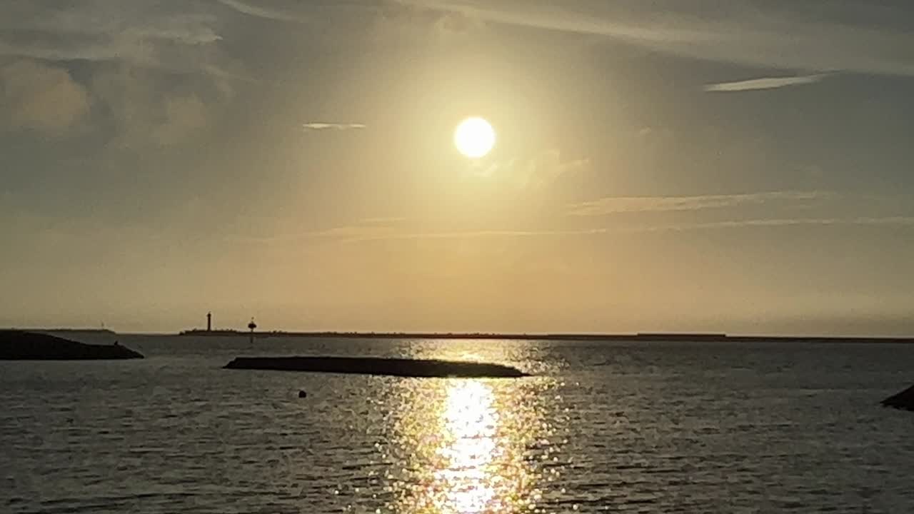 오키나와 나하 우미소라 공원의 저녁 풍경