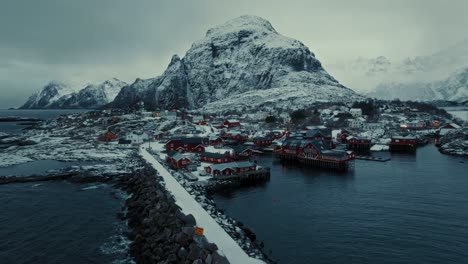 Luftaufnahme-Der-Lofoten-Inseln,-Wunderschöne-Landschaft-Im-Winter