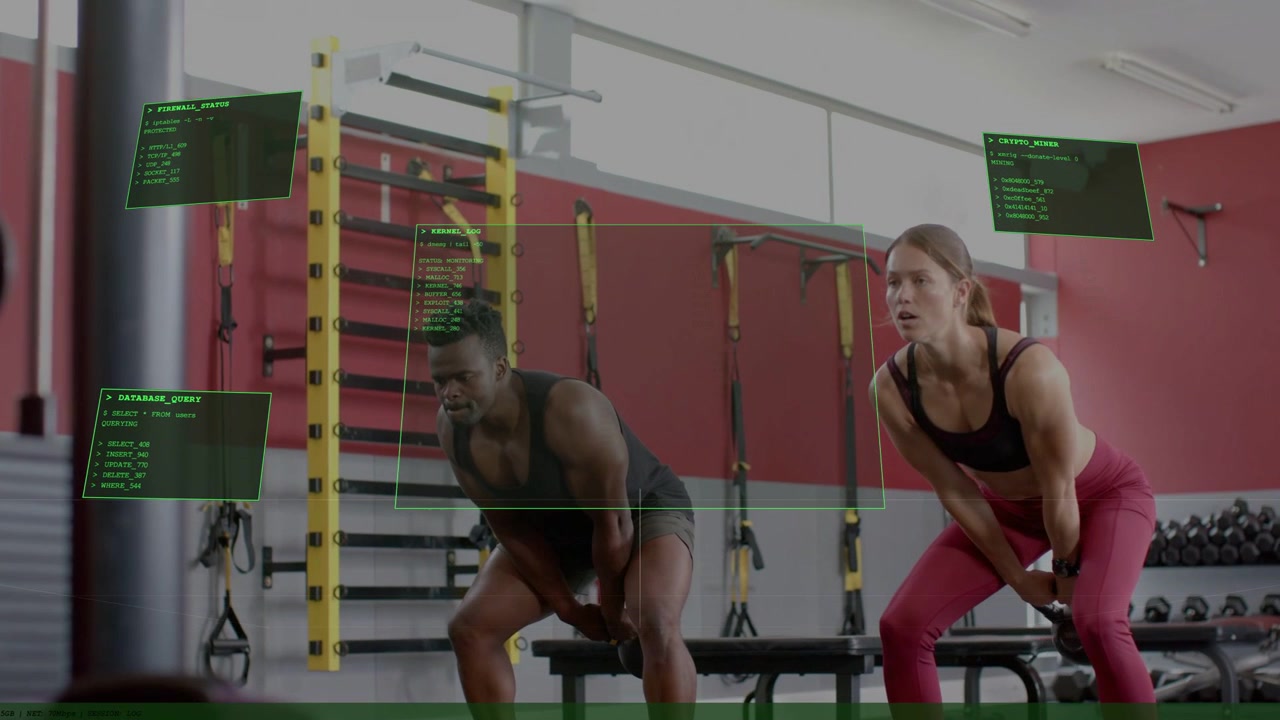 Dos compañeros de entrenamiento realizando balanceos con pesas rusas en el gimnasio, la flexión de cadera iniciando el seguimiento de métricas del HUD.