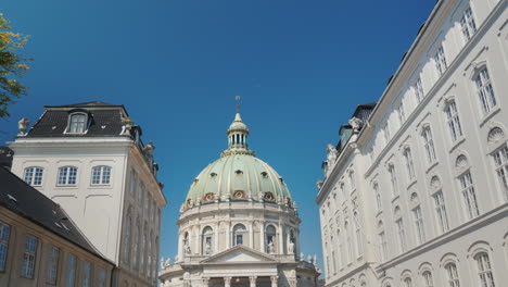 la iglesia de frederick o la iglesia de mármol es una iglesia luterana una de las atracciones de copenhag