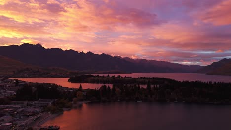 spectacular queenstown colourful sunrise over new zealand's remarkables mountain range