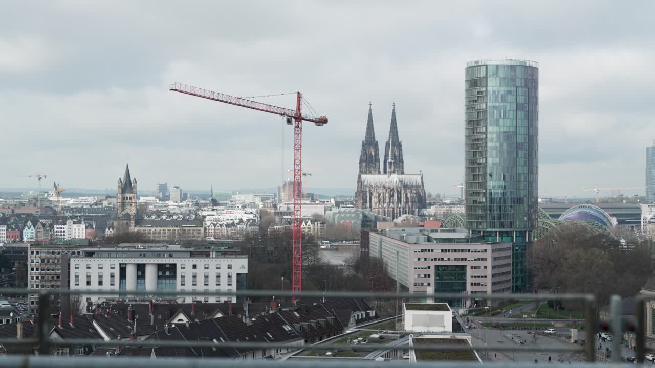 fotografía estática del famoso kölner dom y otros puntos de referencia de la ciudad