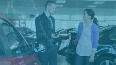 animación de procesamiento de datos sobre mujer caucásica con hombre de negocios en el salón de automóviles.
