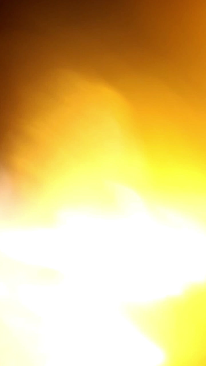 Dynamic Warm Light Leaks and Lens Flares Transition