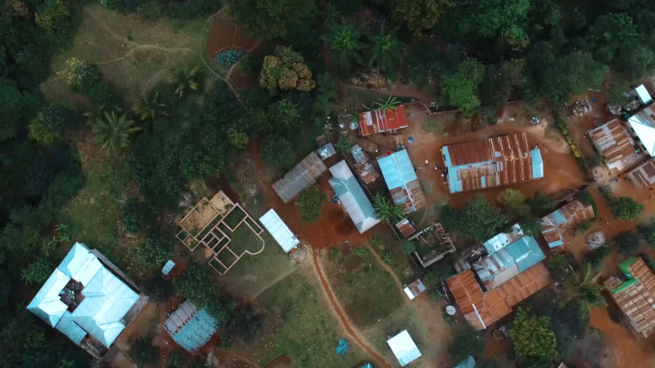 Luftfoto af byen Morogoro i Tanzania