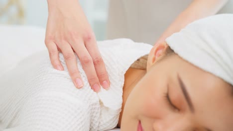 shoulder massage at a spa