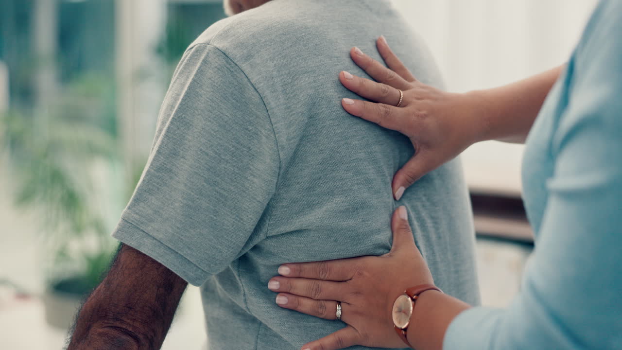 las manos del fisioterapeuta, el masaje