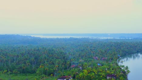 Vista-Del-Pueblo-Del-Río-Munroethuruthu-Coco-Y-Río