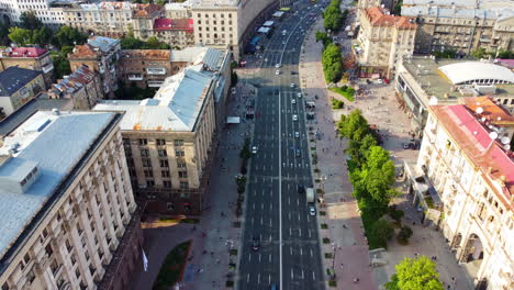 Flug-über-Der-Berühmten-Khreschatyk-Straße