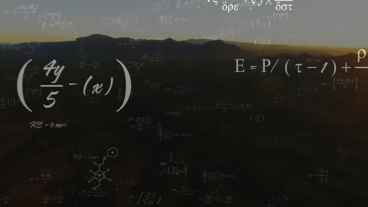 ecuaciones matemáticas y fórmulas científicas animación sobre el paisaje montañoso al atardecer