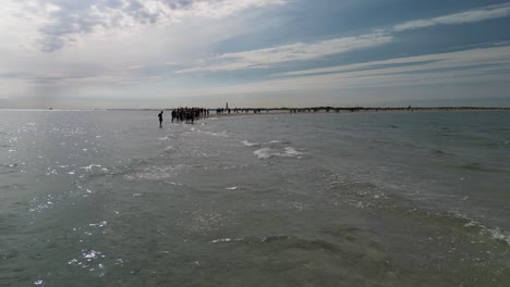 antena sobre el agua hacia la punta de skagen grenen