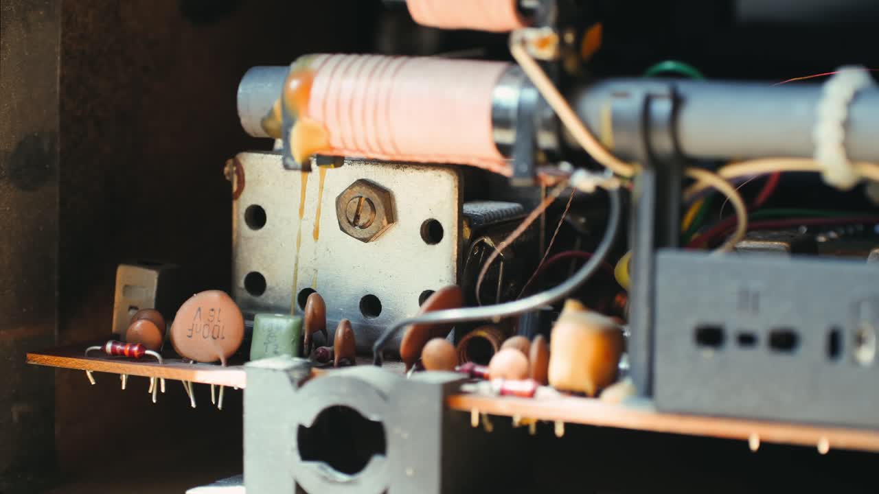 Vintage Radio Internal Components
