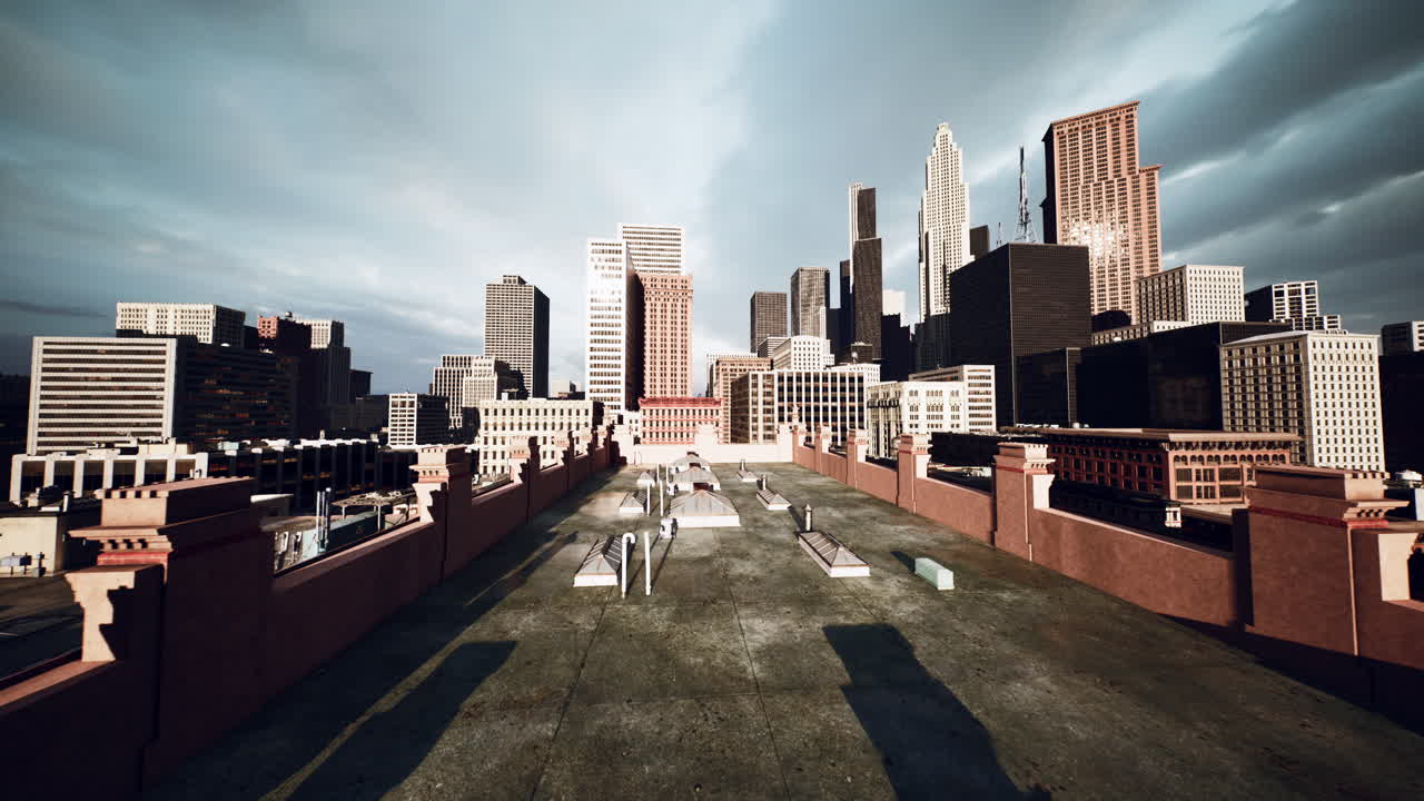 구름이 많은 날 에 도시 지붕 전망