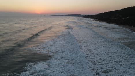 Amanecer-Mar-Océano-Olas-Drone-1