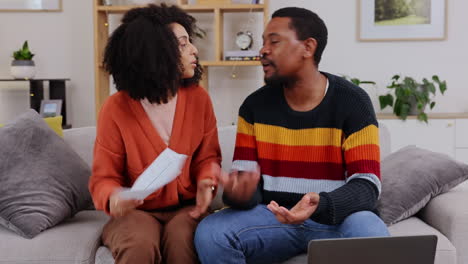 estrés, finanzas y discutir con la pareja en la vida