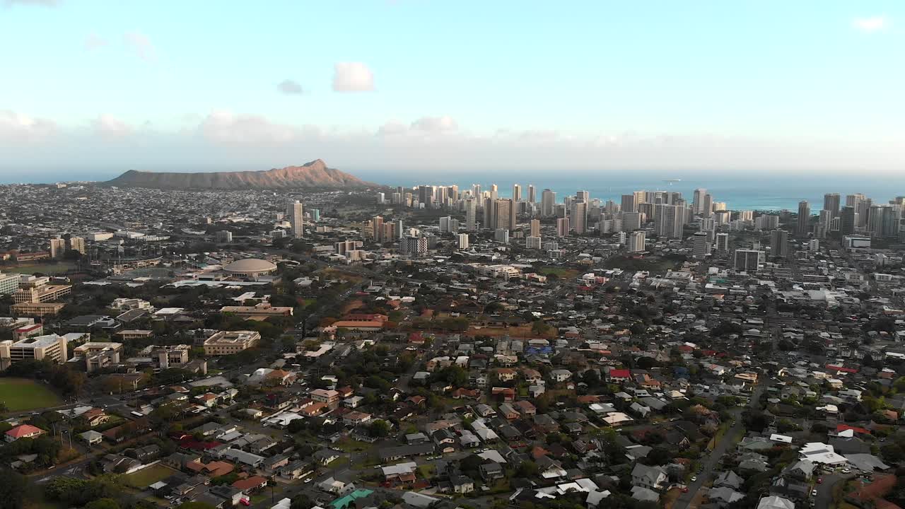 Version Two. Timelapse Aerial over Resedential Area in Honolulu. Waikiki Beach and Diamond Head in the background.