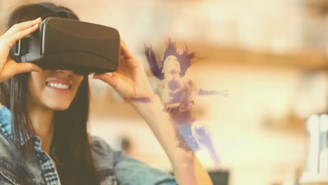 mujer usando vr en fondo naranja