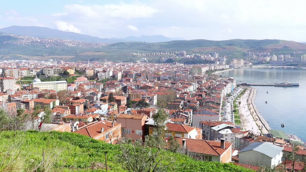 paisaje de la ciudad de gemlik, bursa, turquía
