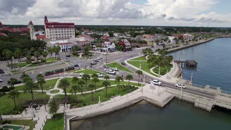 Toma-De-Drone-De-La-Histórica-Ciudad-De-St-2