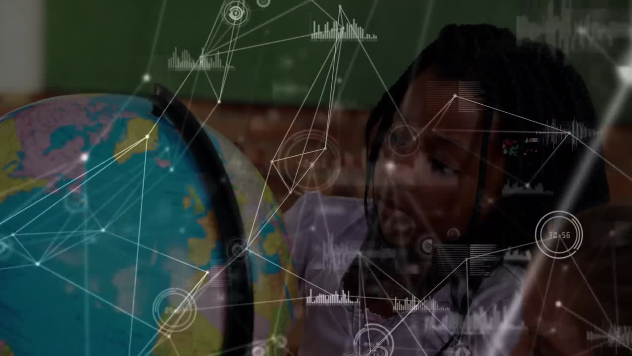 animación de una red de conexiones sobre una estudiante biracial con un globo