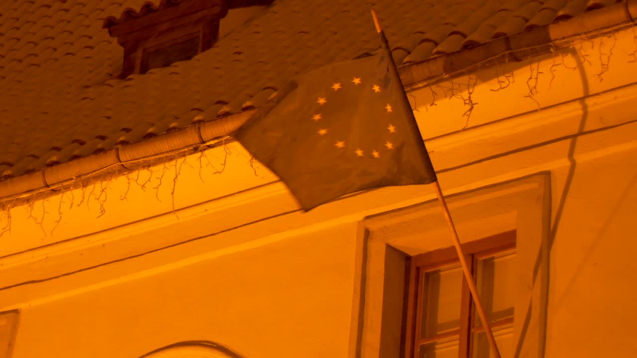 bandera nevada de la unión europea