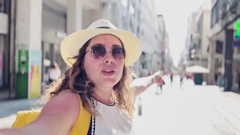 athens travel guide: young vlogger points out sights