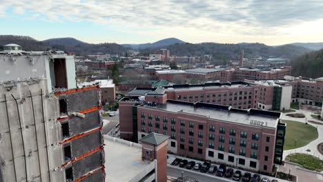 Demolition-of-dorm-on-Appalachian-State-Campus-in-Boone-NC,-North-Carolina