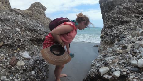 Spanien-Strand-Von-Malaga-Nerja-An-Einem-Bewölkten-Sommertag-Mit-Einer-Drohne-Und-Einer-Stabilisierten-Action-Cam-35