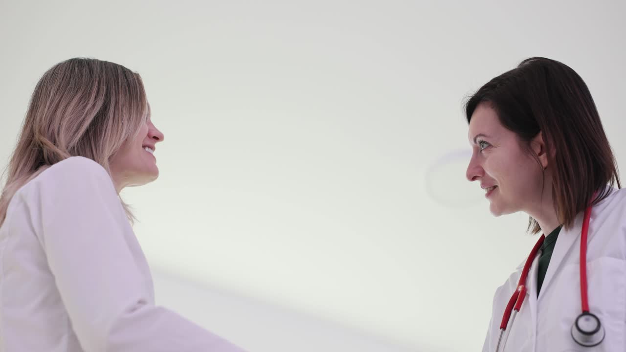 Two doctors in conversation