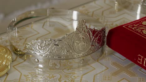 Wedding-Crown-for-Religious-Ceremony