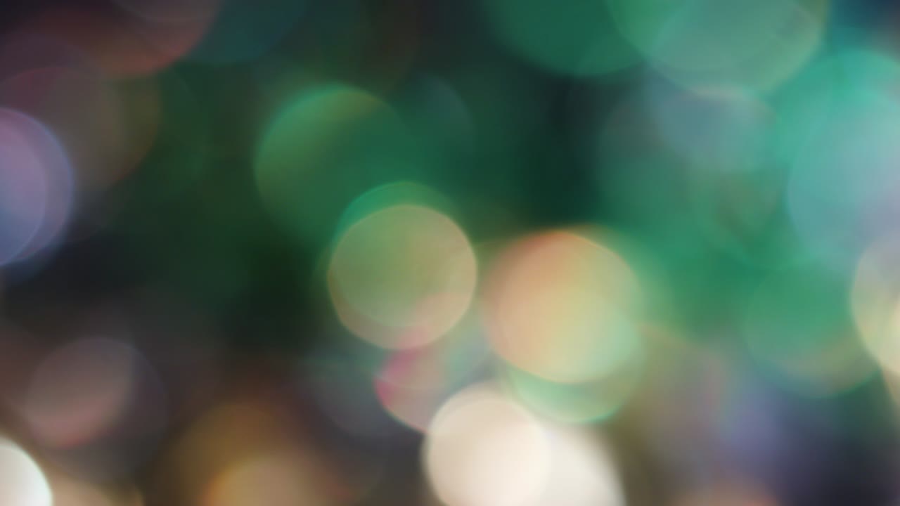 la rotación de los círculos bokeh en el sentido de las agujas del reloj