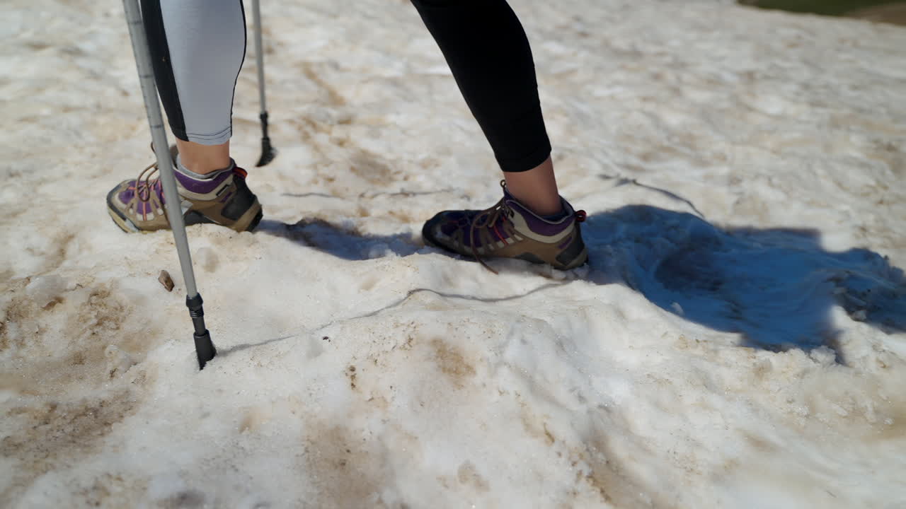 눈 속에서 하이킹