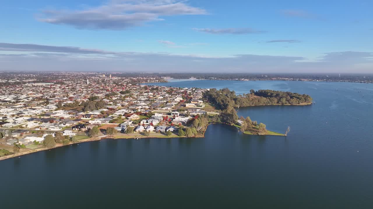 Yarrawonga housing extends toward Lake Mulwala in morning light