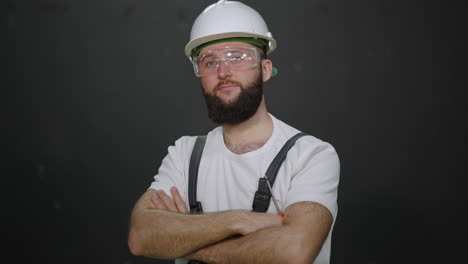 retrato de un trabajador de la construcción