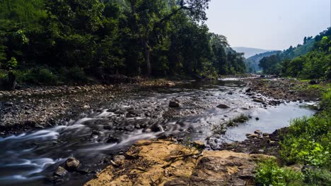 Impresionante-Paisaje-De-La-Cascada-Zarwani,-Dhirkhadi,-Gujarat