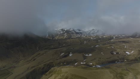 Atemberaubend-Schöne-Landschaft-Der-Südisländischen-Wildnis---Aus-Der-Luft