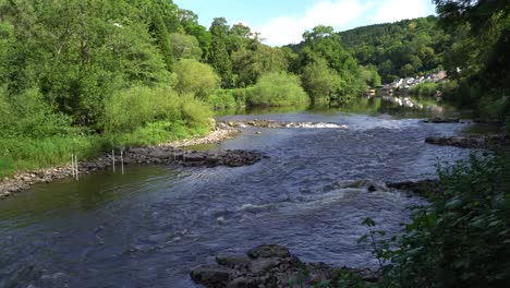 symonds yat east, river wye valley, slow pan